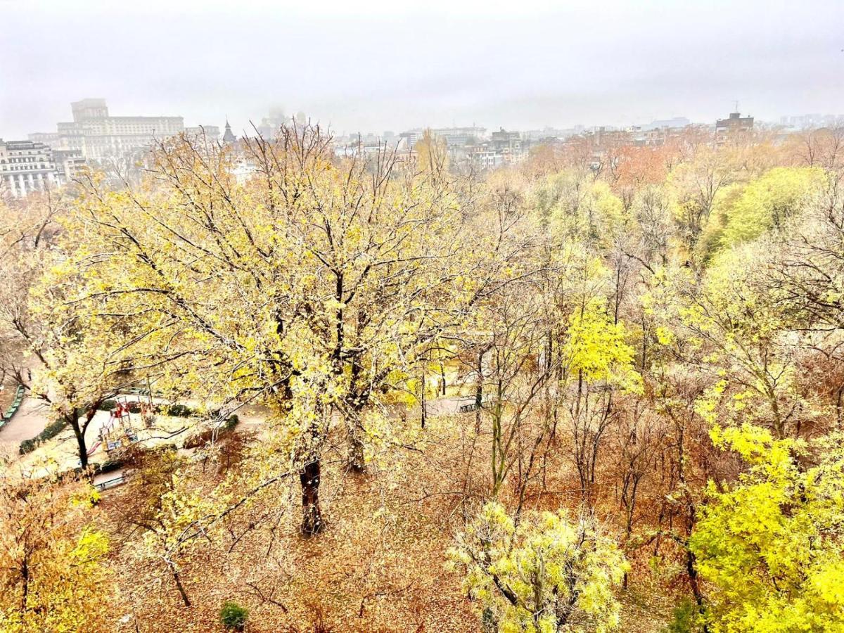 Panoramic Lil' Paris Apartment Bucharest Exterior photo